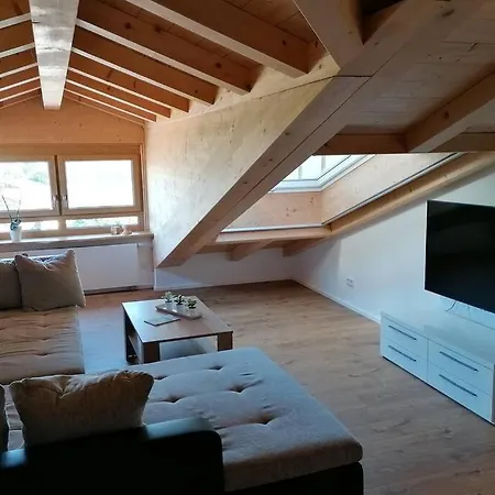 Exklusive Wohnung Im Voralpenland